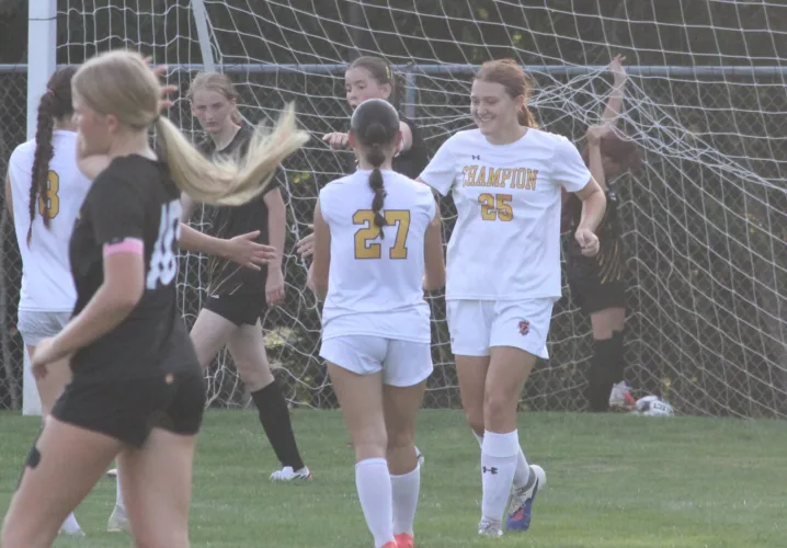 Pattinson's 4 goals spurs Champion to victory over Crestview